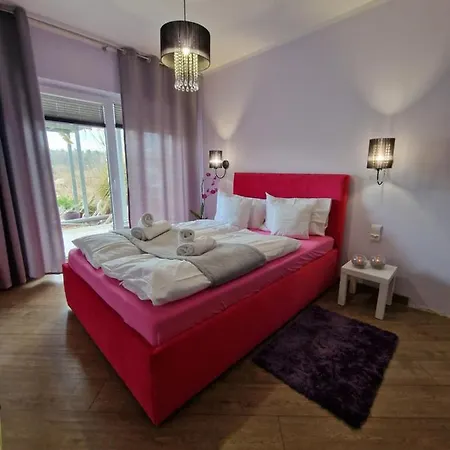 Polanki 2 - Sauna, Jacuzzi, Podgrzewany Basen Apartment Leba