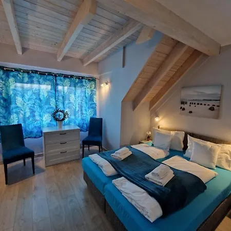 Domki-apartamenty Polanki 2 - Sauna, Jacuzzi, Podgrzewany Basen * ليبا