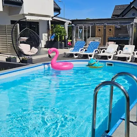 Polanki 2 - Sauna, Jacuzzi, Podgrzewany Basen * Łeba